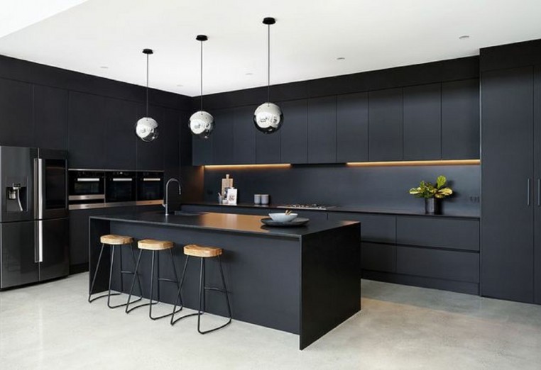 Modern kitchens in black: a touch of real class to your home décor