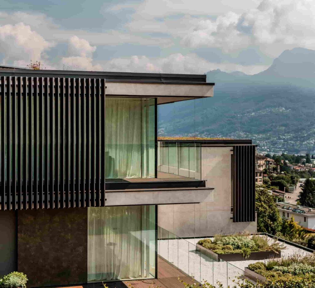 How much does a house in Lugano cost