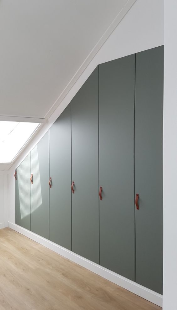 Wardrobe for sloping ceilings