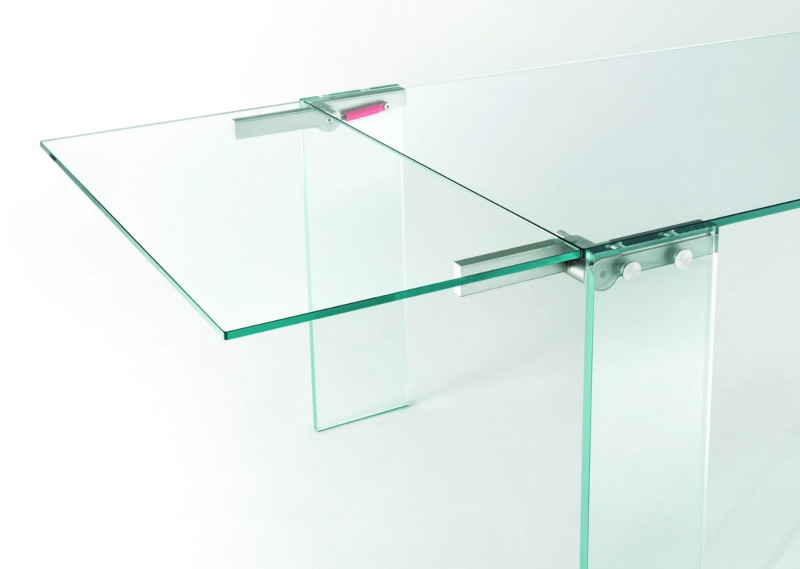 extendable dining table