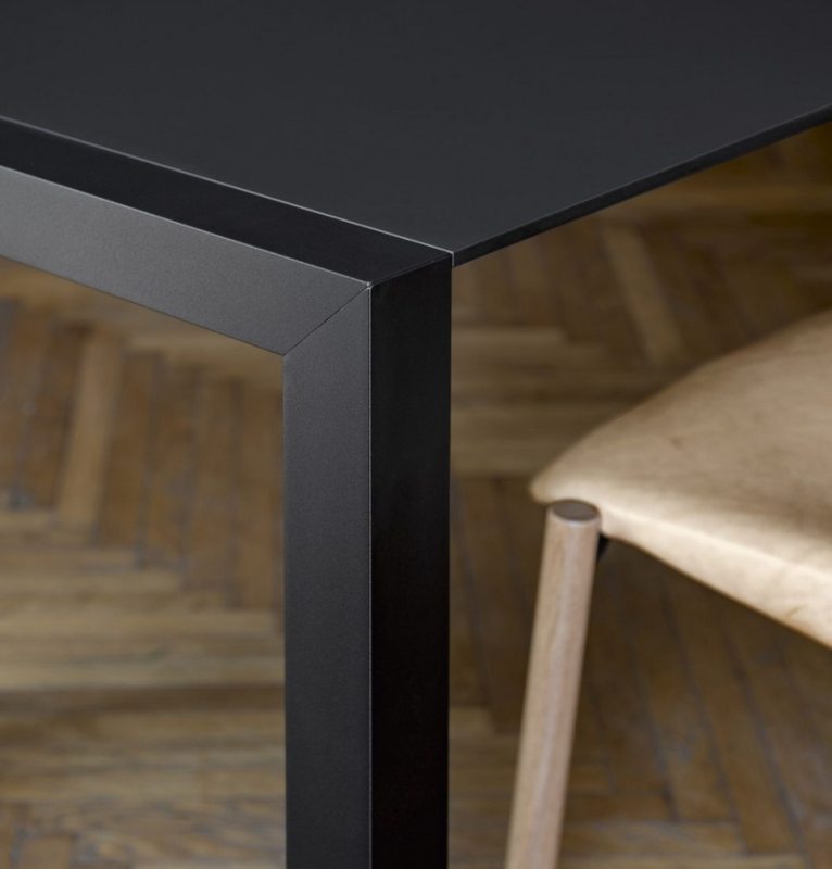 square extending table